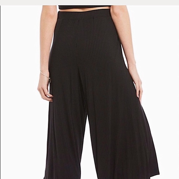 Lightly Ribbed GB Culotte Pants - Picture 5 of 16